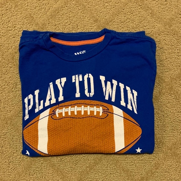 4/$20 Old Navy Graphic Long Sleeve - Picture 4 of 4